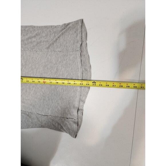 Anthropologie Dolan Shirt Womens Medium Gray Pink Raw Edge Knit Tee Made USA - Picture 8 of 10